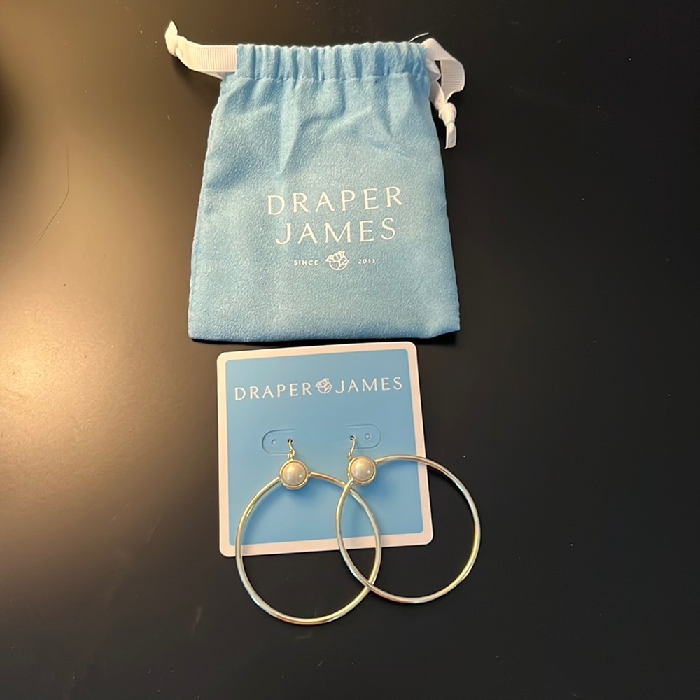 NWT Draper James 2” Gold-tone Hoops with Pearls